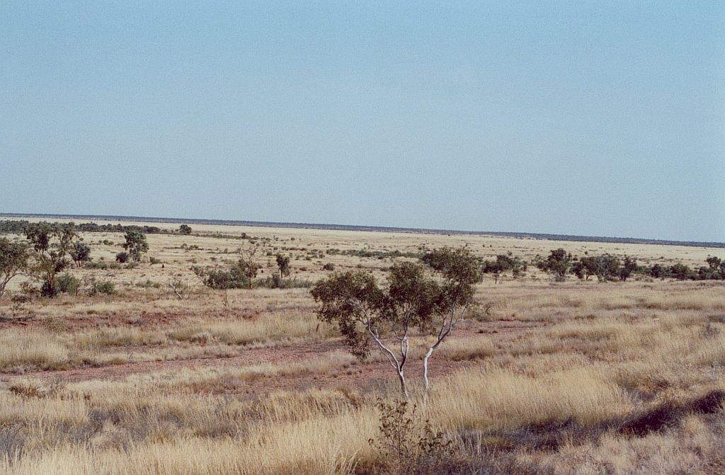 GARY COLQUHOUN TRAVEL 2002 TRIP TENNANT CREEK > THREE WAYS > ELLIOTT > DALY WATERS